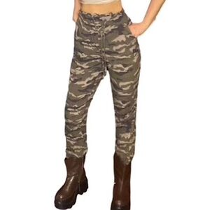 🌹 Ci Sono Rayon Collection 🌹 Camouflage Jogger Pants